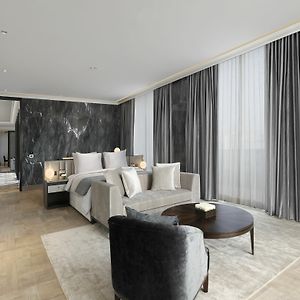Presidential Suite late check-out till 2 PM A bottle of on all services